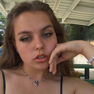 Meet your Posher, Bianca